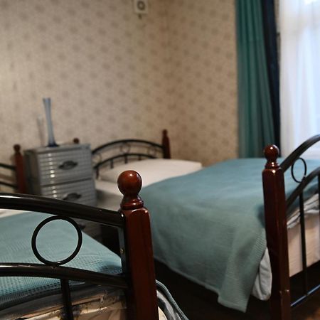 Babulya House Hotel Гюмри Екстериор снимка
