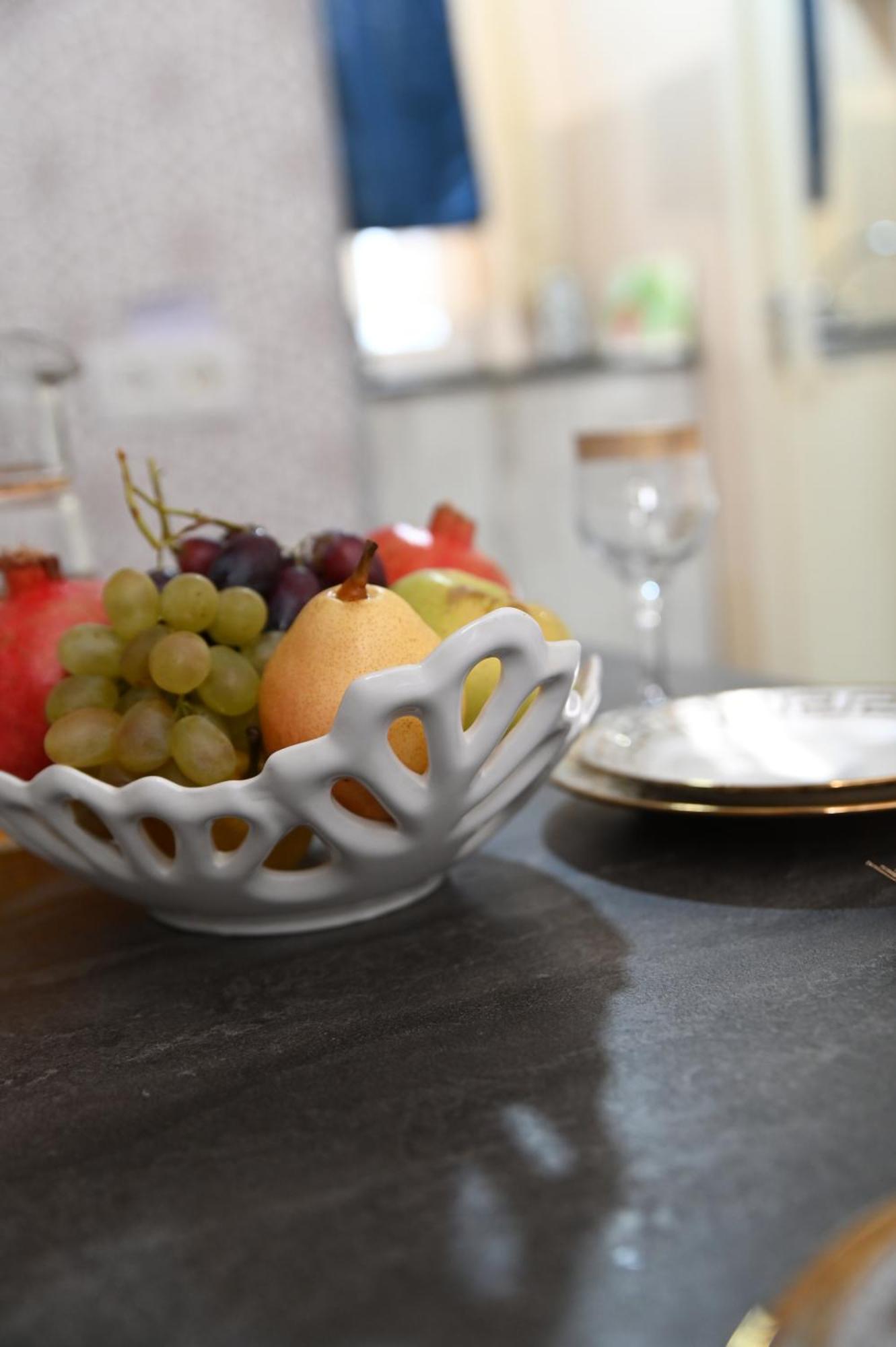 Babulya House Hotel Гюмри Екстериор снимка